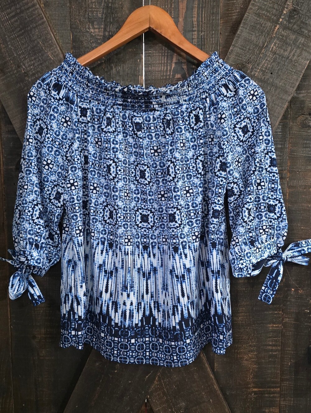 New York & Company Blue Patterned Off-Shoulder Tie-Sleeve Tunic Size Sm